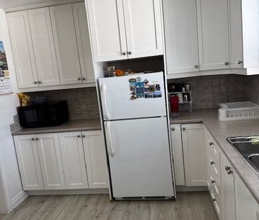 For Lease - 20 Elway Court, Toronto, Ontario - Photo 6