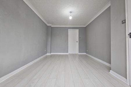 Throstles Close - Photo 3