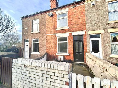 2 bedroom terraced house to rent - Photo 4