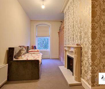 3 bedroom flat to rent - Photo 5