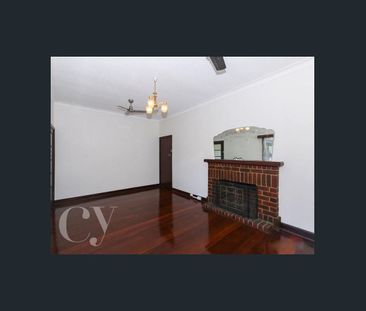 15 Yalgoo Avenue, White Gum Valley, WA 6162 - Photo 2