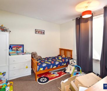 2 bedroom House To Let - Photo 4