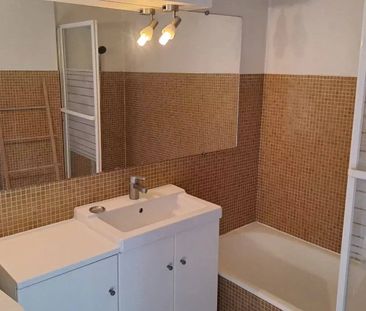 CHAMBERY - Secteur Pompiers - T2 meublé dernier étage - Photo 1