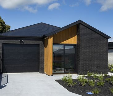 A beautiful, brand new 3 bedroom, 2 bathroom with an open plan livi... - Photo 3