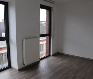 Modern éénslaapkamerappartement op 3eV met terras - Foto 1
