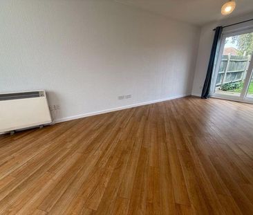 3 bedroom end of terrace house to rent - Photo 6