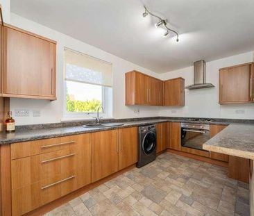 Abbey Road, Elderslie, PA5 - Photo 3