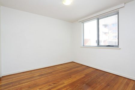 4/14 Fordholm Road, Hawthorn VIC 3122 - Apartment For Rent | Domain - Photo 3