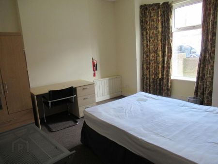 140 Fitzroy Avenue, Belfast, BT7 1HY - Photo 2