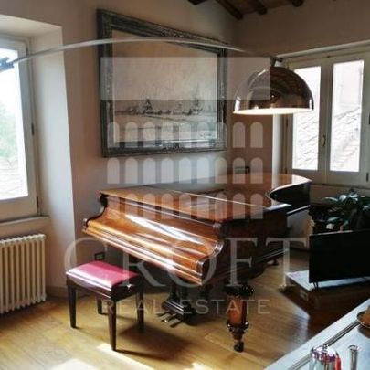 Attic-Piazza Navona: Short Stay. beautiful, fully furnished 1 Bedroom + Guest bed, 1 bath in period building with 2 large private terraces. Parquet floors, air conditioning, chef's kitchen, views, silent and bright. REF 2064 - Photo 1