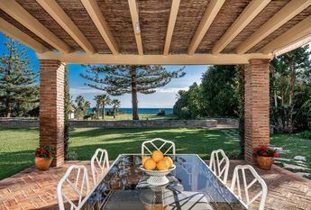 5 bedroom luxury Villa for rent in San Pedro de Alcántara, Spain