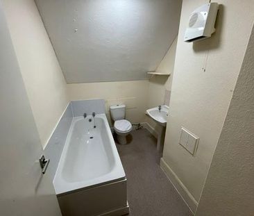 Studio to rent - Photo 6