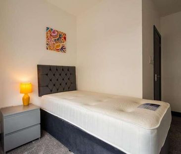 Bow Street, Middlesbrough, TS1 - Photo 2