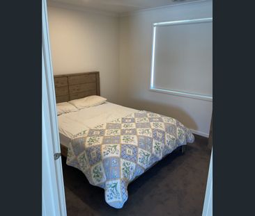 EXCEUTIVE 5 BEDROOM HOME IN CURLEWIS WITH OCEAN VIEWS. - Photo 4