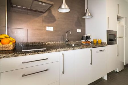 Calle Lira, Sevilla, Andalusia 41003 - Photo 3