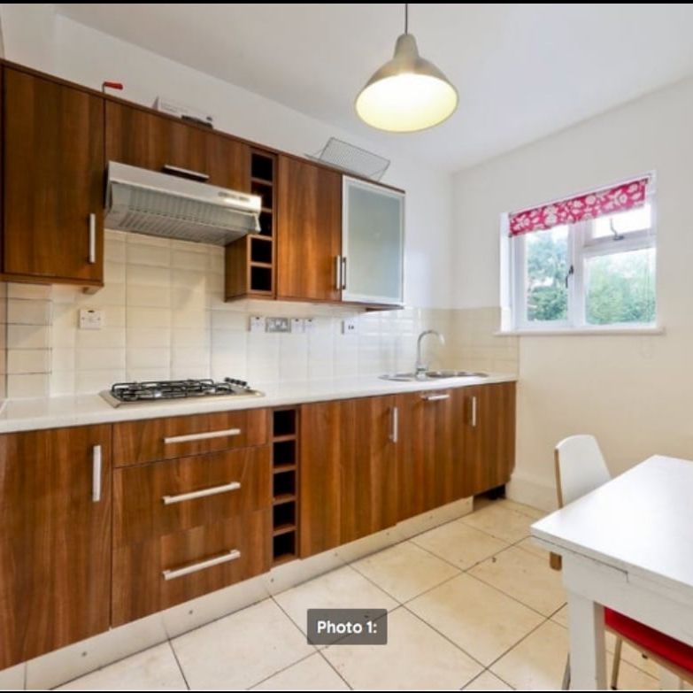 Room in a Shared Flat, Loddiges Road, E9 - Photo 1