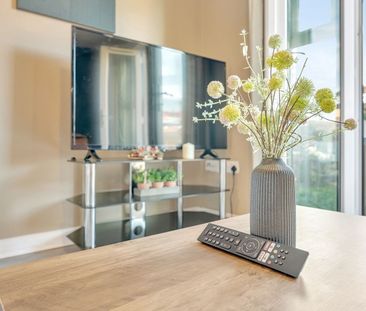 2 Bed Flat, Hever Hall, CV1 - Photo 1