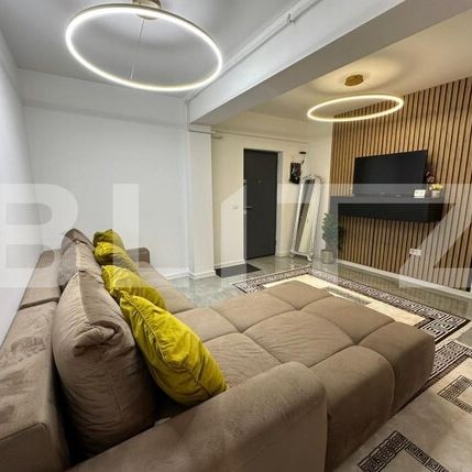 Apartament 3 camere, 63 mp, bloc nou, zona Panoramic - Photo 1