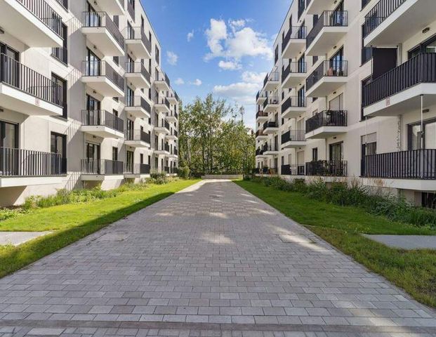 Komfort und Eleganz: Helle 3-Zimmer-Wohnung in Friedenau am Ring mit Balkon und Fahrstuhl - Photo 1