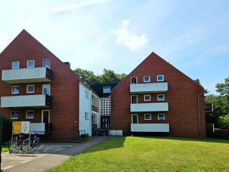 Nachmieter:innen gesucht: 2-Zimmer-Wohnung in Bremen-Hemelingen mit zwei Balkonen und Einbauküche - Foto 3