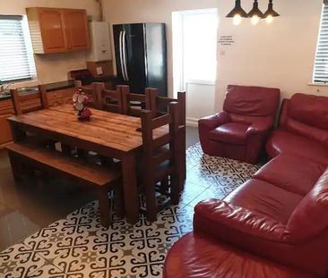 6 bedroom house to rent - Photo 5