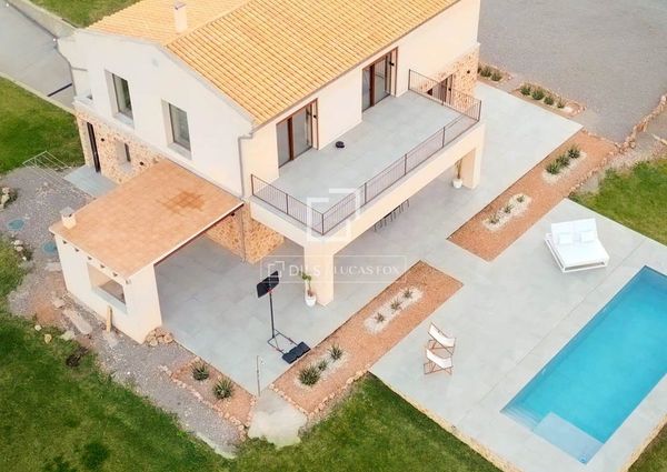 Alcúdia, Balearic Islands 07400