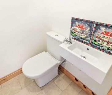 Marshcroft Lane, Tring, HP23 - Photo 2