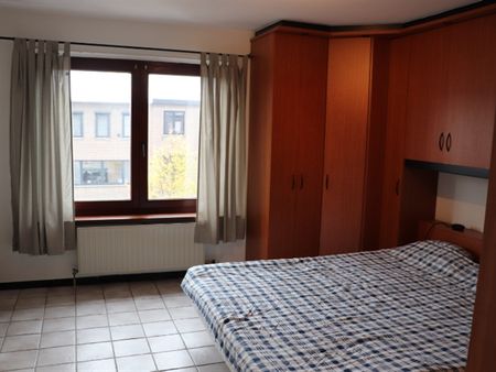 Instapklare woning met lift, 3 SLK, garage, tuin en zwembad - Foto 3