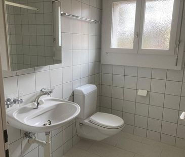 Tolle 4.5-Zimmerwohng im Hochparterre für Familien mit Spielplatz - Photo 2