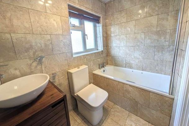 Maybury, Woking, Surrey, GU22 - Photo 1