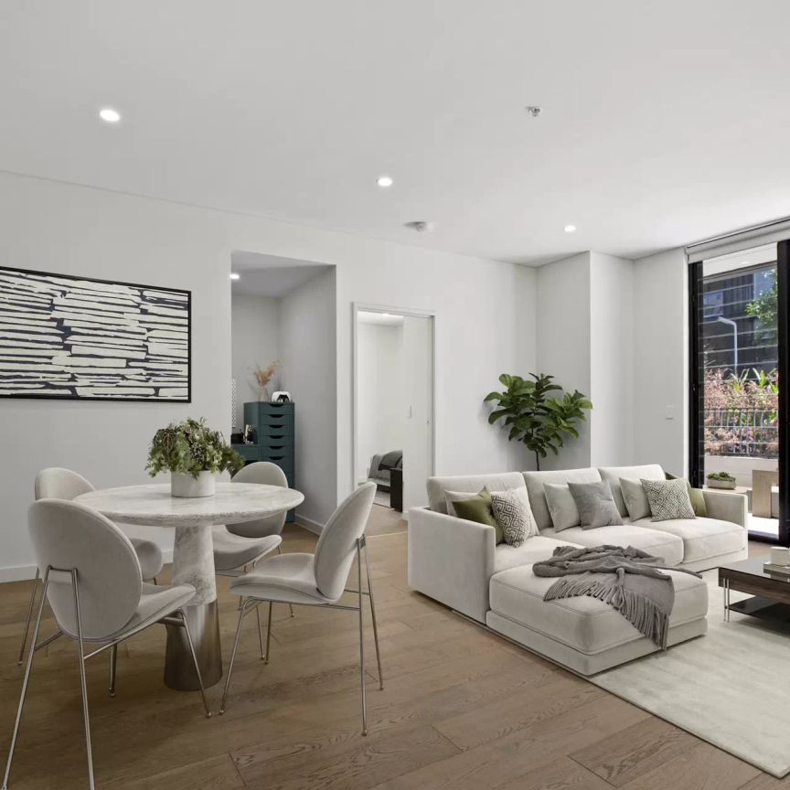 MGM MARTIN – PRIVATE AIR CONDITIONED TWO BEDROOM APARTMENT WITH SPACIOUS COURTYARD + STUDY (ACCESS ENTRANCE FROM E4 GATE (MIDDLE COMPLEX LEFT SIDE) - Photo 1