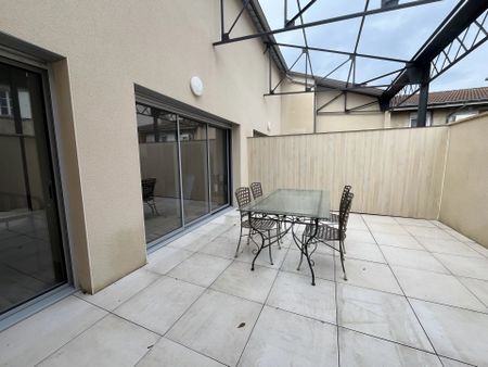 Location Appartement 3 pièces 82m² VALENCE 26000 - Photo 5