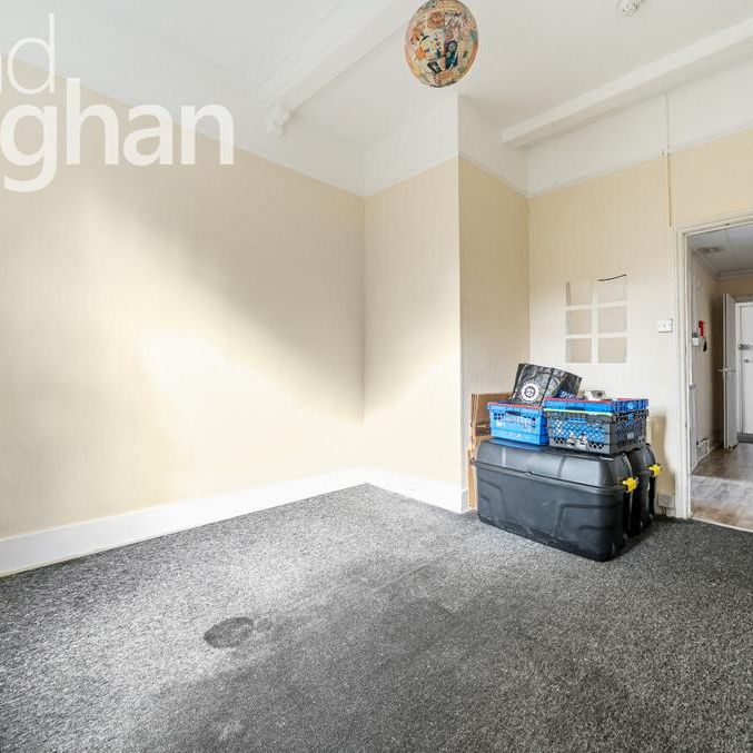 3 bedroom flat to rent - Photo 1