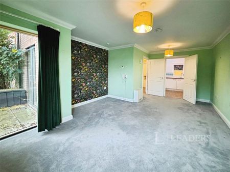 1 bedroom flat to rent - Photo 2