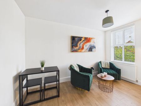 1 bedroom flat to rent - Photo 5