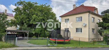 2+1 Zlín - Kostelec, parkovací stání, velká zahrada, pergola - Photo 3