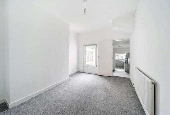 New Street, Cheltenham, Gloucestershire, GL50 - Photo 1