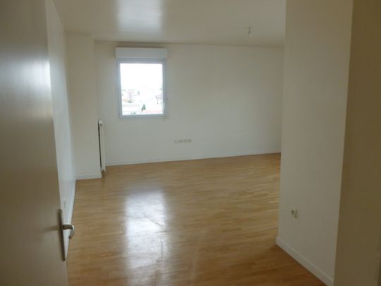 APPARTEMENT 2P - 56.80 M² AVEC BALCON - VITRY-SUR-SEINE - Photo 1