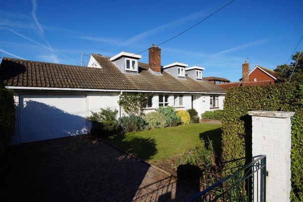 4 bedroom detached house to rent - Photo 1