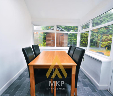 8 bedroom detached house to rent - Photo 3