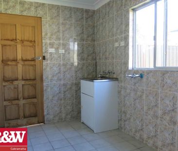 Well Presented Grannyflat - Photo 5