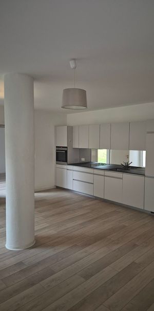 Appartement de 2.5 pièces au rez-de-chaussée - Photo 1