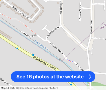 Meadowbank Watford WD19 - Photo 1