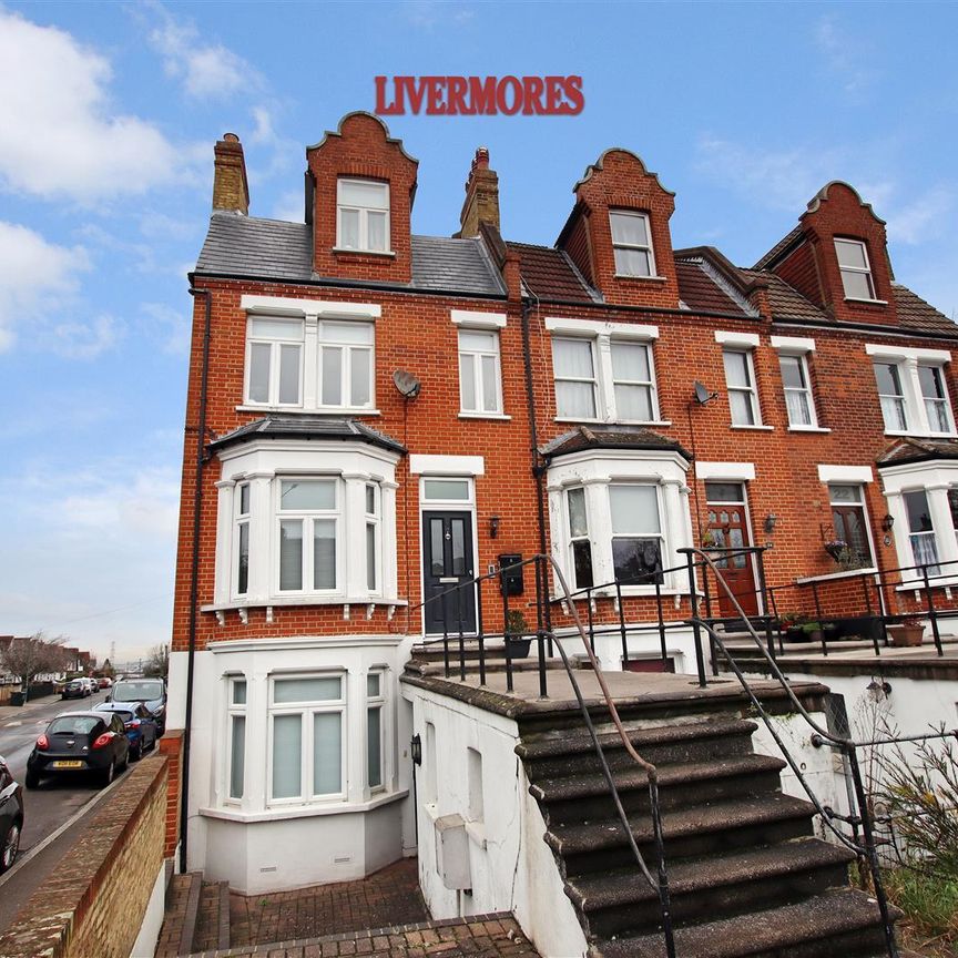 1 bedroom Flat to let - Photo 1