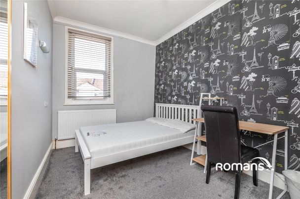 1 bedroom property to rent - Photo 1
