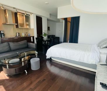 For Lease - 14 York Street Unit# 2004, Toronto, Ontario - Photo 3