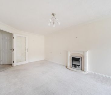 1 bedroom retirement property to rent - Photo 4