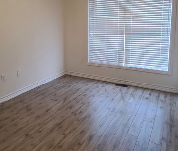 For Lease - 383 Dundas Street Unit# 43, Hamilton, Ontario - Photo 6