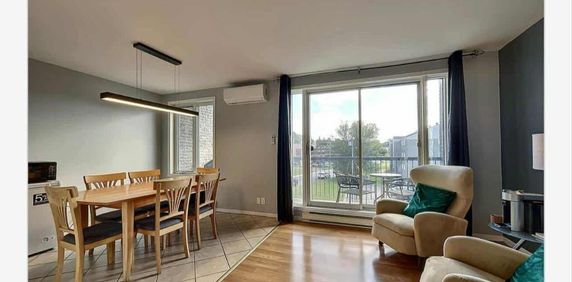 condo a louer - Photo 2