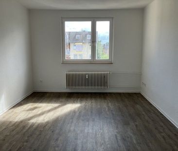 Die Wohnung gefällt mir - familienfreundliche 3-Zimmer-Wohnung - Photo 3